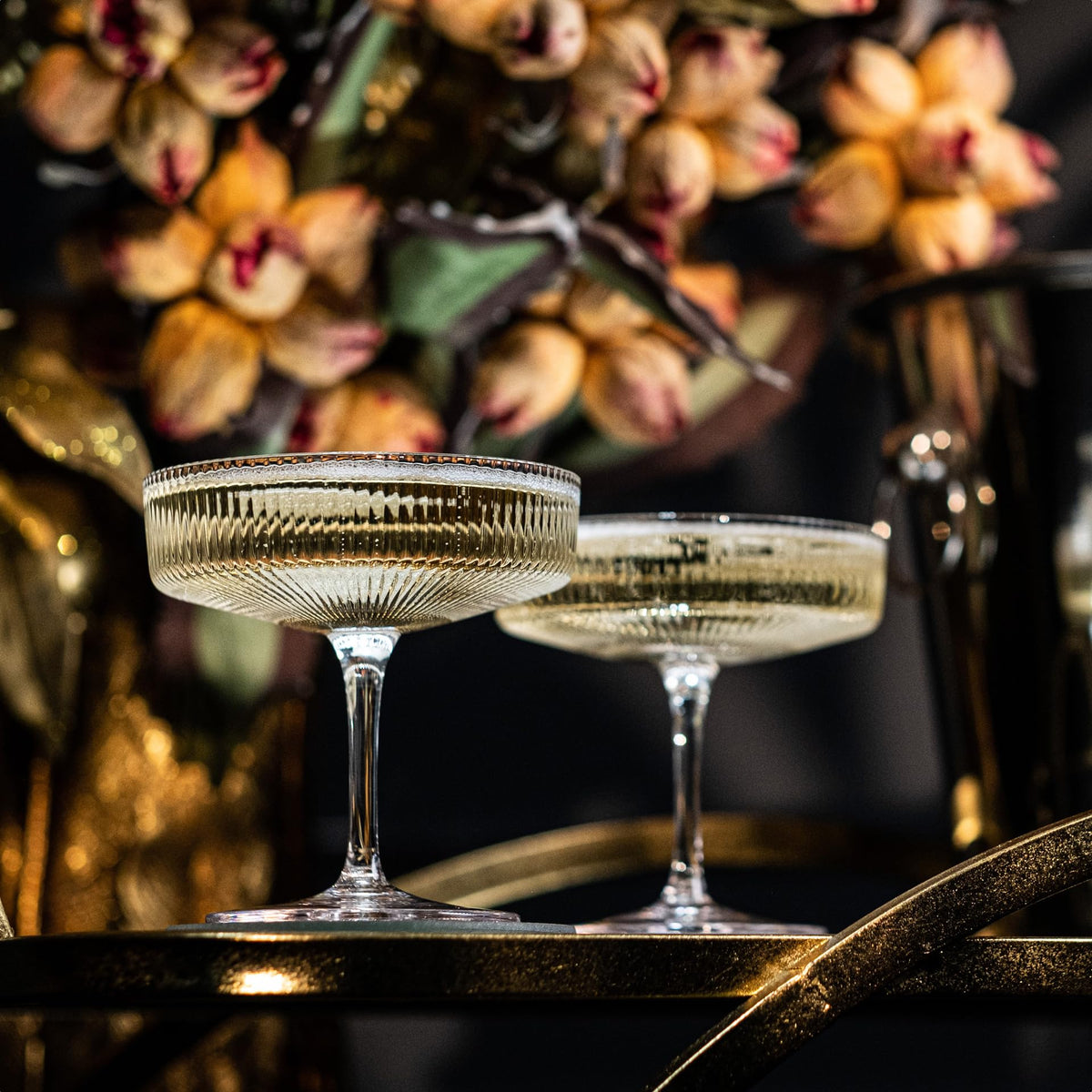 Set of 4 7 oz Coupe Cocktail Glasses with Stems P822894